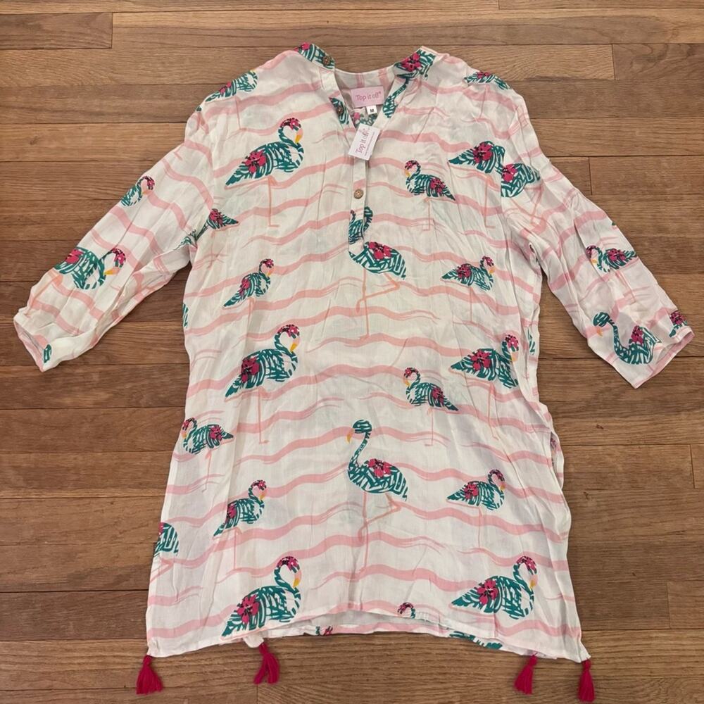 Top It Off pink white green flamingo floral 3/4 sleeve tunic blouse size M
b51